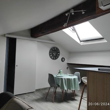 Sous Les Toits Apartment นาร์บอนน์ ภายนอก รูปภาพ
